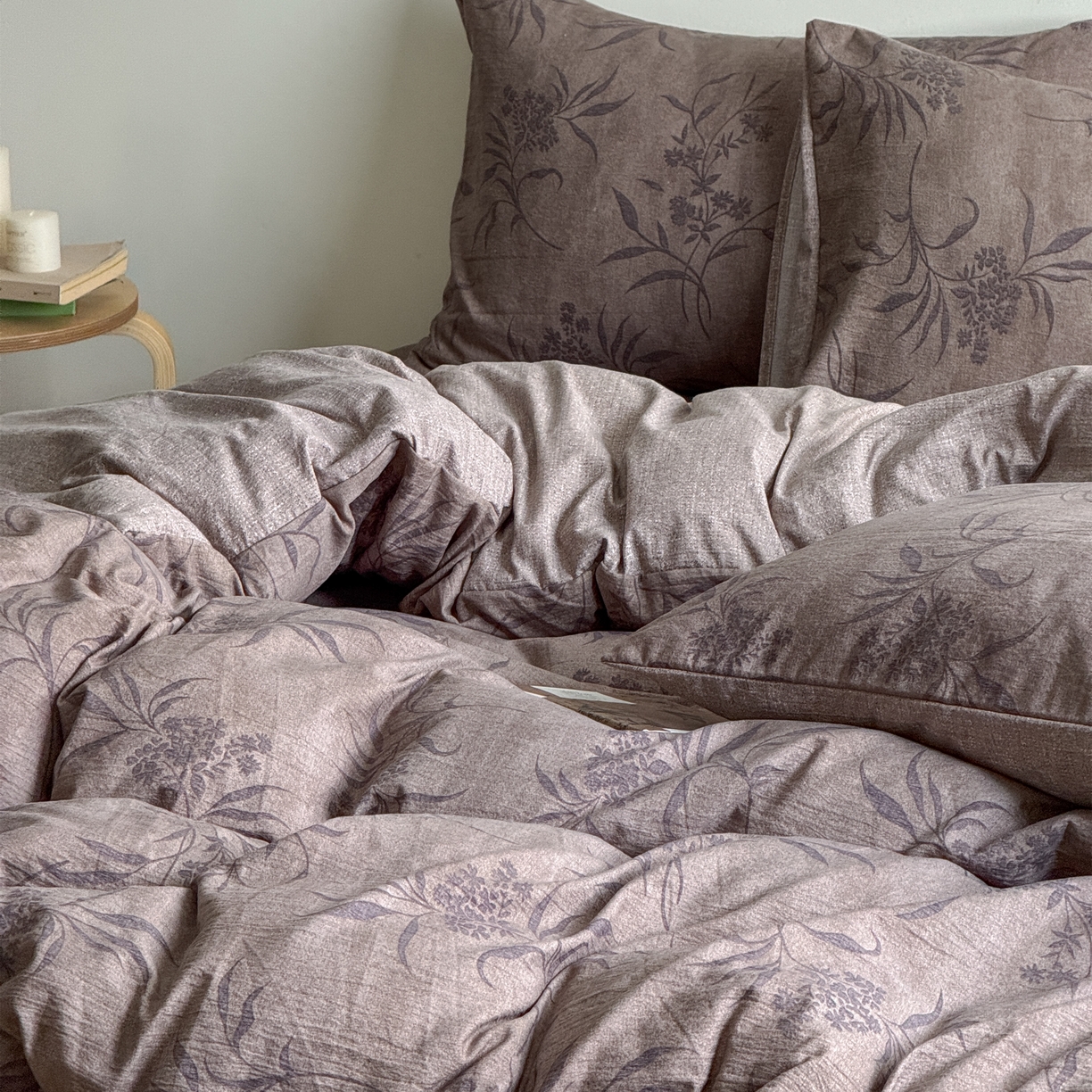 91家纺网 家纺一手货源 找家纺 优贝家纺 2025秋冬新品加厚高克重原麻复古水洗亚麻棉麻皱皱纱印花四件套 玉茗