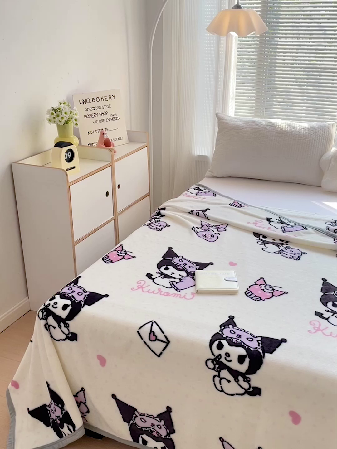 91家纺网 家纺一手货源 找家纺 港岛妹妹 2025新款三丽鸥牛奶绒毛毯毯子 波点库洛米