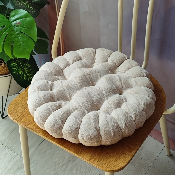 91家纺网 家纺一手货源 找家纺   新款牛奶绒绒饼干坐垫手工垫子屁股垫椅子垫装饰家园创意抱枕靠垫