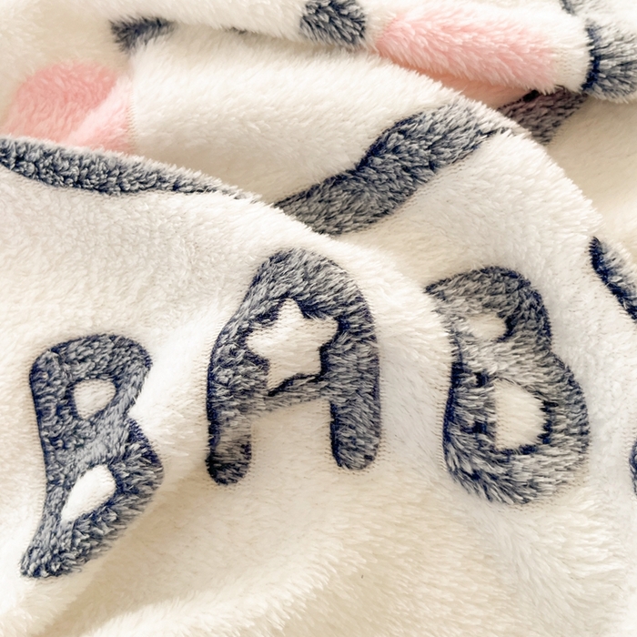 91家纺网 家纺一手货源 找家纺 川悦生活 2025新款高克重双面雪花绒印花毛毯三件套 毛毯可爱熊