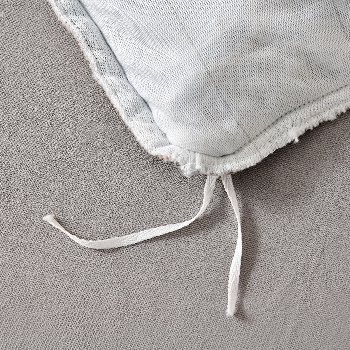 91家纺网 家纺一手货源 找家纺 湘雪家居  2025新款高克重雕花牛奶绒四件套 梦娜-宾利兰