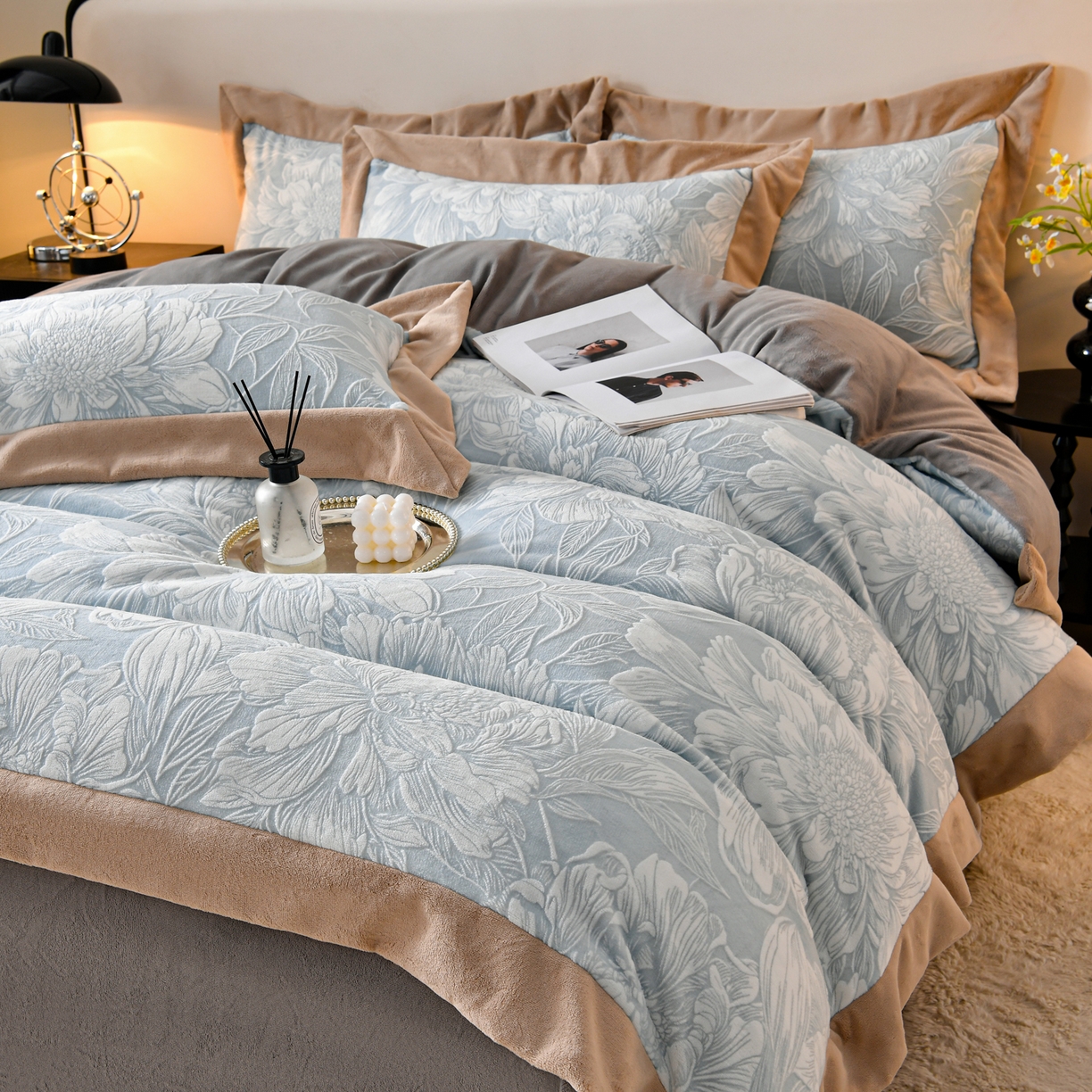 91家纺网 家纺一手货源 找家纺 湘雪家居  2025新款高克重雕花牛奶绒四件套 梦娜-宾利兰