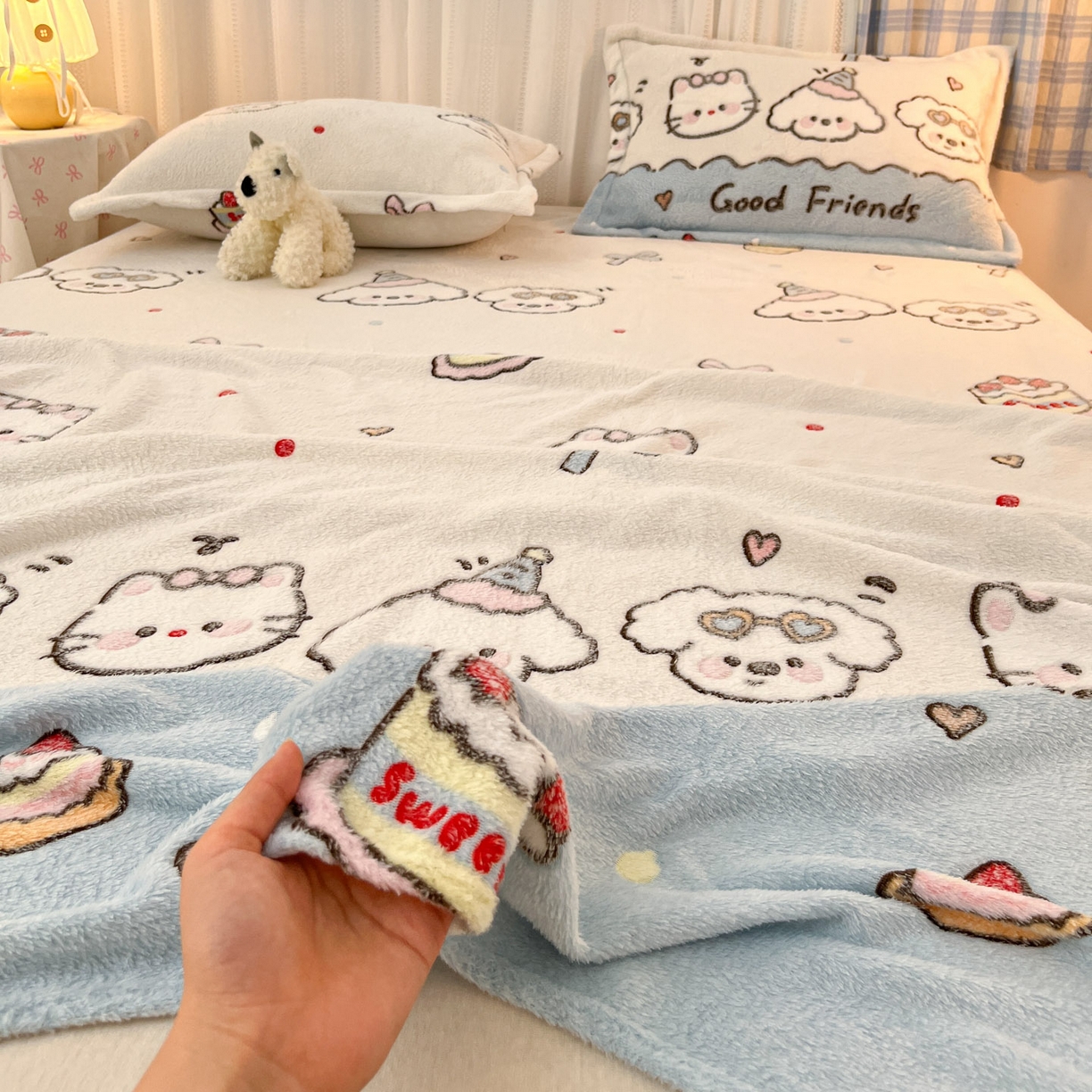 91家纺网 家纺一手货源 找家纺 川悦生活 2025新款高克重双面雪花绒印花毛毯三件套 毛毯快乐派对