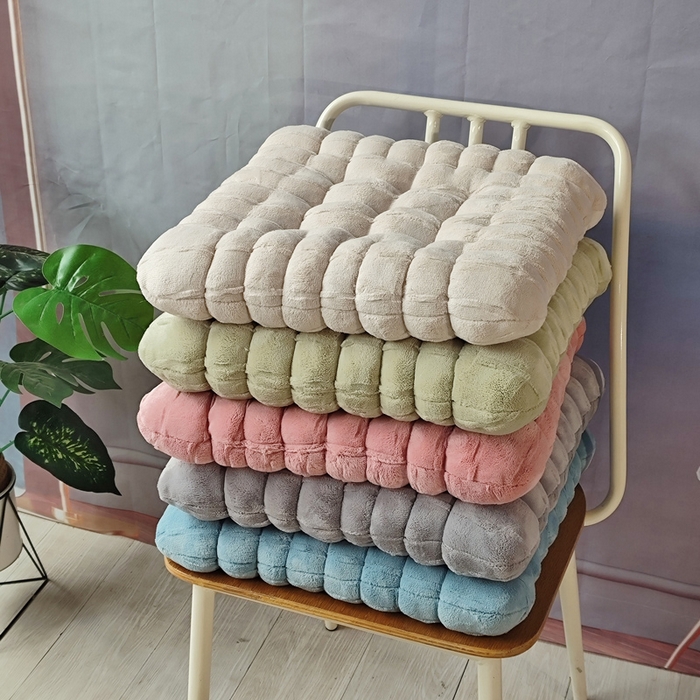 91家纺网 家纺一手货源 找家纺   新款牛奶绒绒饼干坐垫手工垫子屁股垫椅子垫装饰家园创意抱枕靠垫