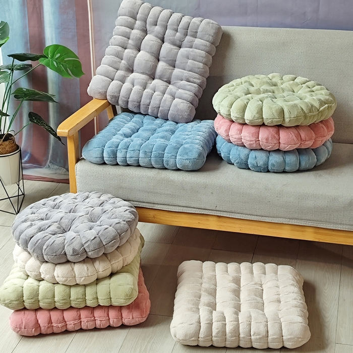 91家纺网 家纺一手货源 找家纺   新款牛奶绒绒饼干坐垫手工垫子屁股垫椅子垫装饰家园创意抱枕靠垫