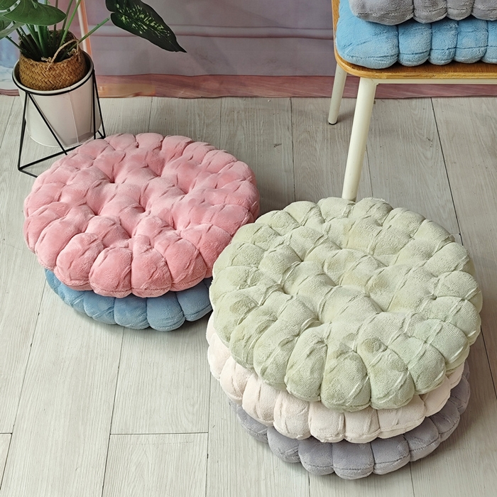 91家纺网 家纺一手货源 找家纺   新款牛奶绒绒饼干坐垫手工垫子屁股垫椅子垫装饰家园创意抱枕靠垫