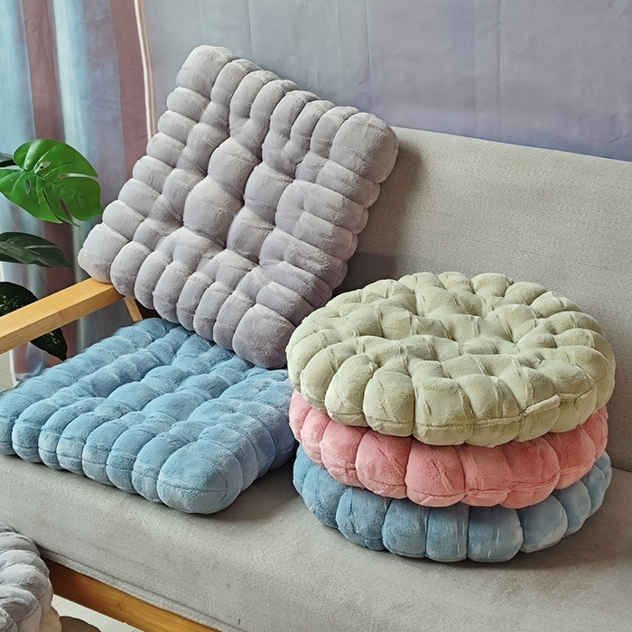 91家纺网 家纺一手货源 找家纺   新款牛奶绒绒饼干坐垫手工垫子屁股垫椅子垫装饰家园创意抱枕靠垫