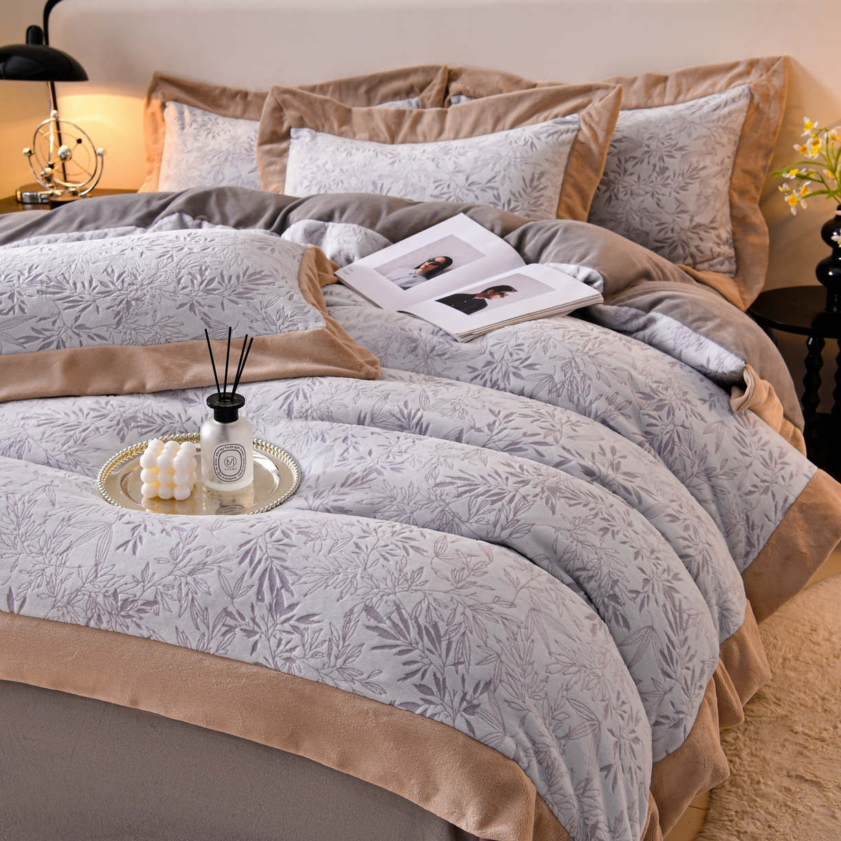 91家纺网 家纺一手货源 找家纺 湘雪家居  2025新款高克重雕花牛奶绒四件套 霜雪款-泫雅紫