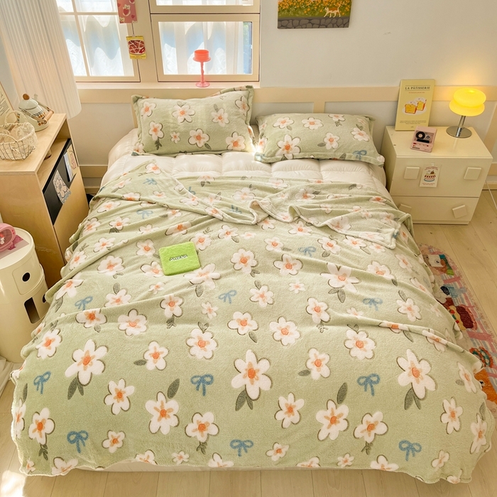 91家纺网 家纺一手货源 找家纺 川悦生活 2025新款高克重双面雪花绒印花毛毯三件套 毛毯奶芙小花