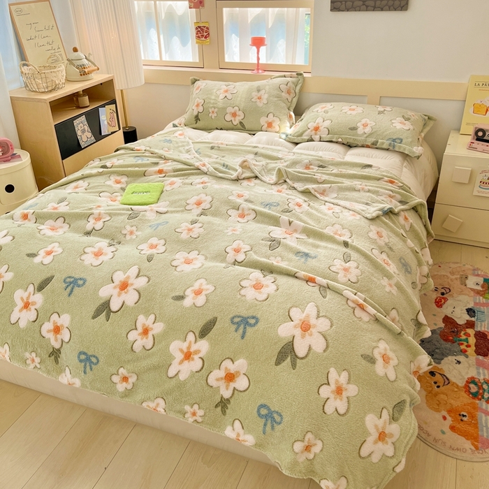 91家纺网 家纺一手货源 找家纺 川悦生活 2025新款高克重双面雪花绒印花毛毯三件套 毛毯奶芙小花