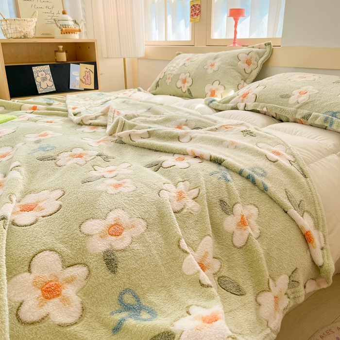 91家纺网 家纺一手货源 找家纺 川悦生活 2025新款高克重双面雪花绒印花毛毯三件套 毛毯奶芙小花