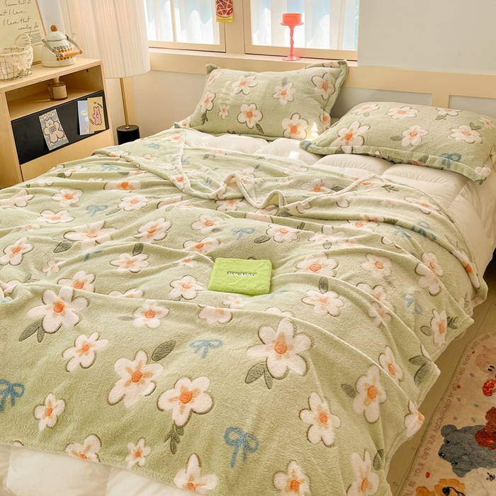 91家纺网 家纺一手货源 找家纺 川悦生活 2025新款高克重双面雪花绒印花毛毯三件套 毛毯奶芙小花