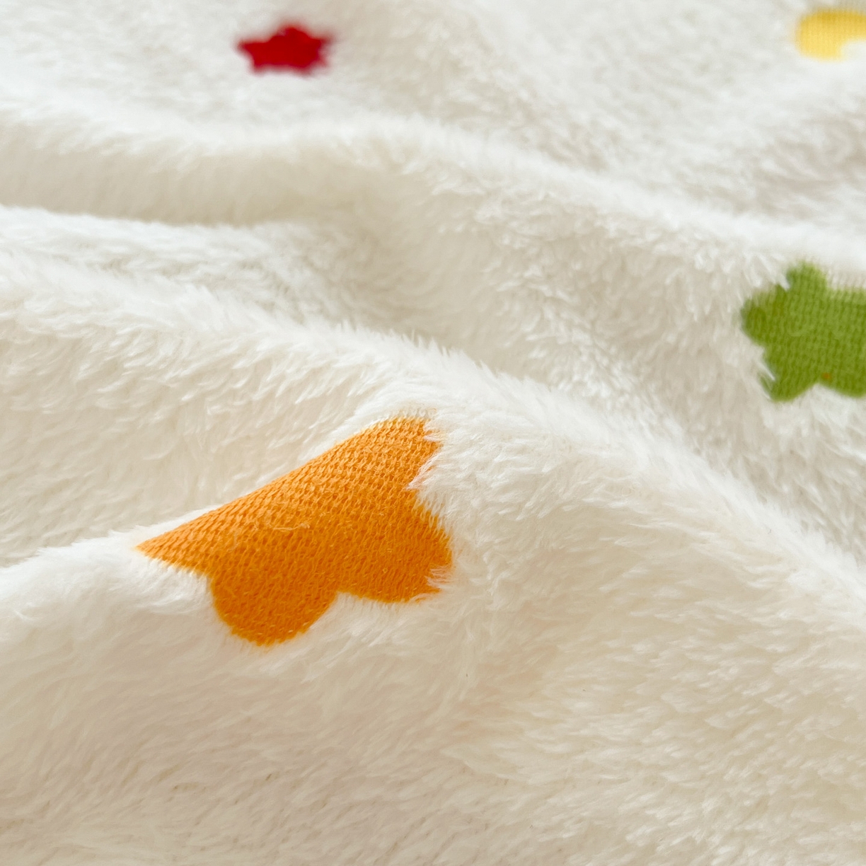 91家纺网 家纺一手货源 找家纺 川悦生活 2025新款高克重双面雪花绒印花毛毯三件套 毛毯奶昔星星