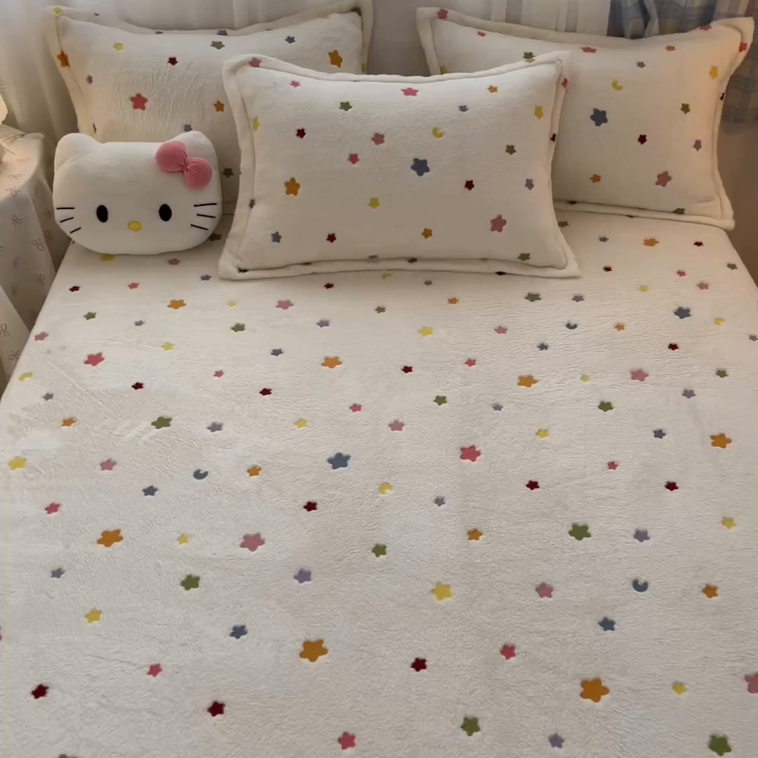 91家纺网 家纺一手货源 找家纺 川悦生活 2025新款高克重双面雪花绒印花毛毯三件套 毛毯奶昔星星