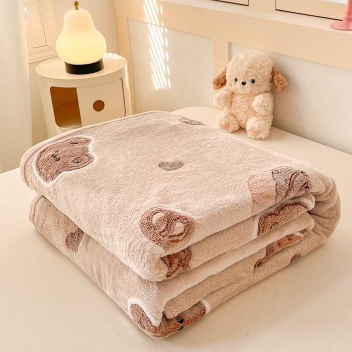 川悦生活 2025新款高克重双面雪花绒印花毛毯三件套 毛毯巧克力熊