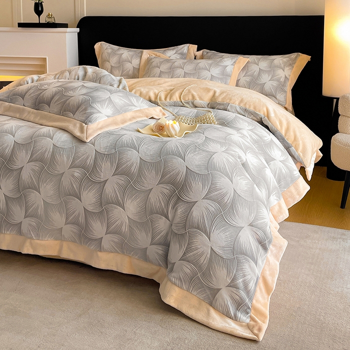 民新家纺 2025新款牛奶绒宽包边雕花四件套 都市映像-浅灰