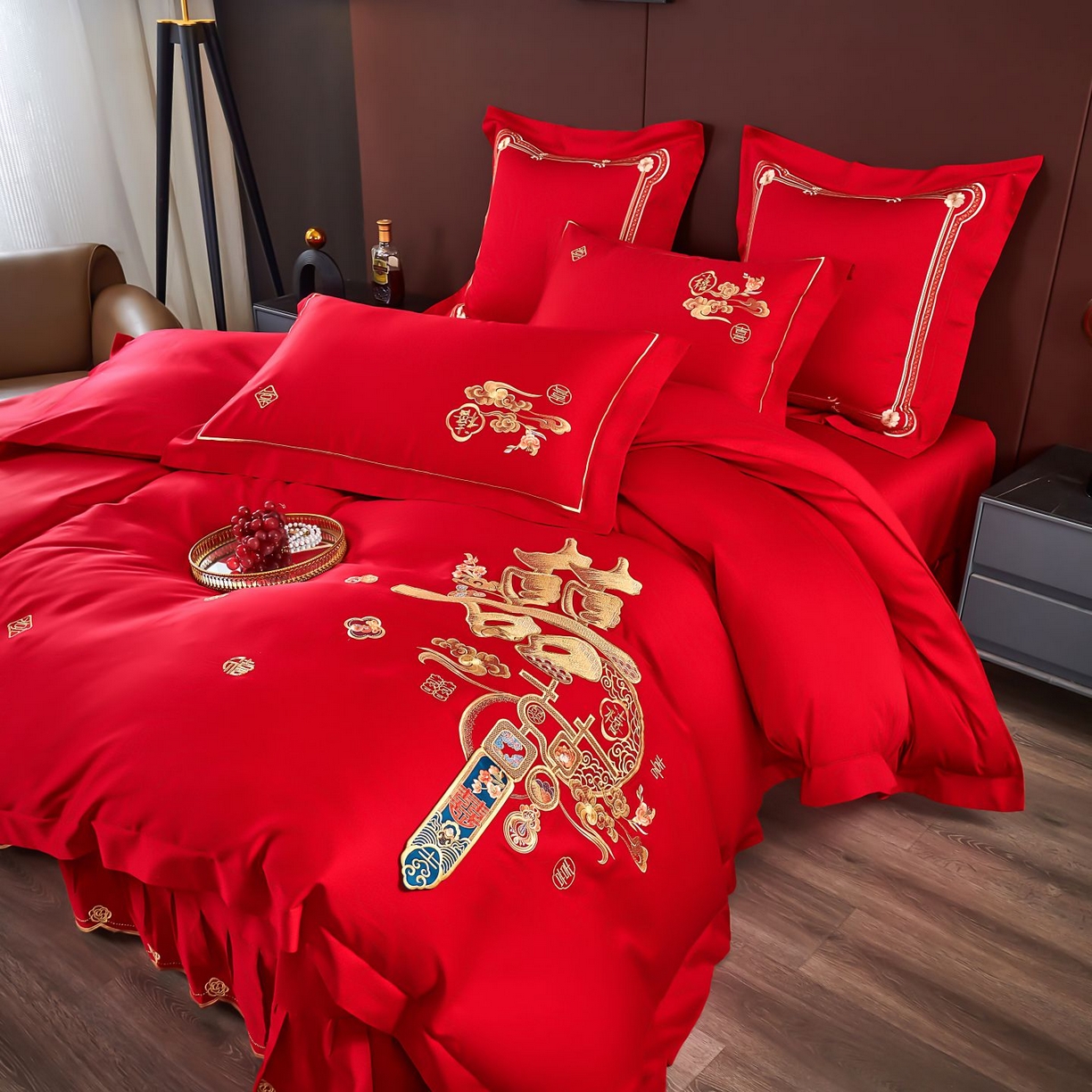 91家纺网 家纺一手货源 找家纺 皇潮婚庆馆 2025新款A类布款全棉刺绣婚庆四件套系列 喜迎鸿运