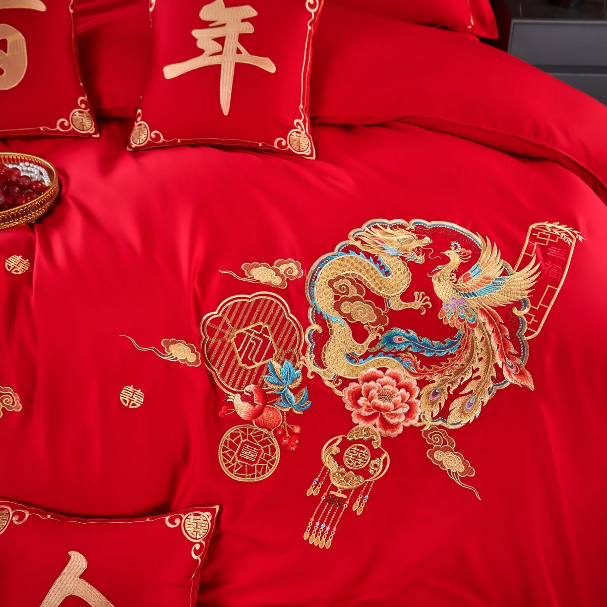 91家纺网 家纺一手货源 找家纺 皇潮婚庆馆 2025新款A类布款全棉刺绣婚庆四件套系列 龙悦凤鸣