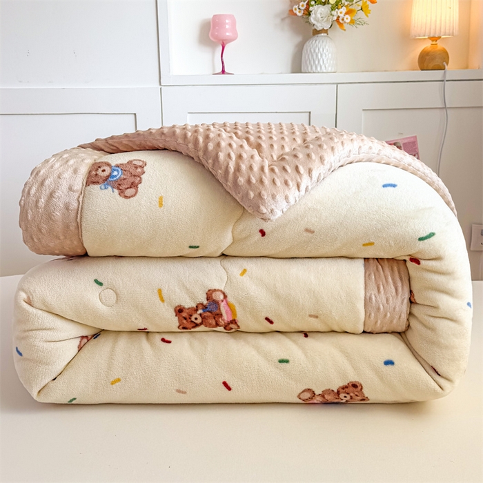 91家纺网 家纺一手货源 找家纺 默忆 2025新款牛奶绒豆豆被被子被芯 小熊派对