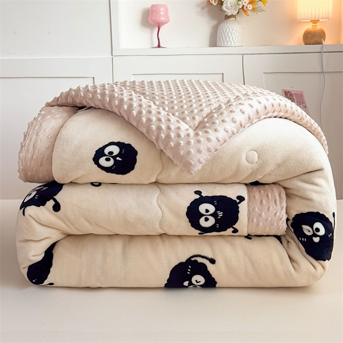 91家纺网 家纺一手货源 找家纺 默忆 2025新款牛奶绒豆豆被被子被芯 小煤球