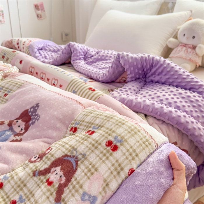 91家纺网 家纺一手货源 找家纺 默忆 2025新款牛奶绒豆豆被被子被芯 紫色日记