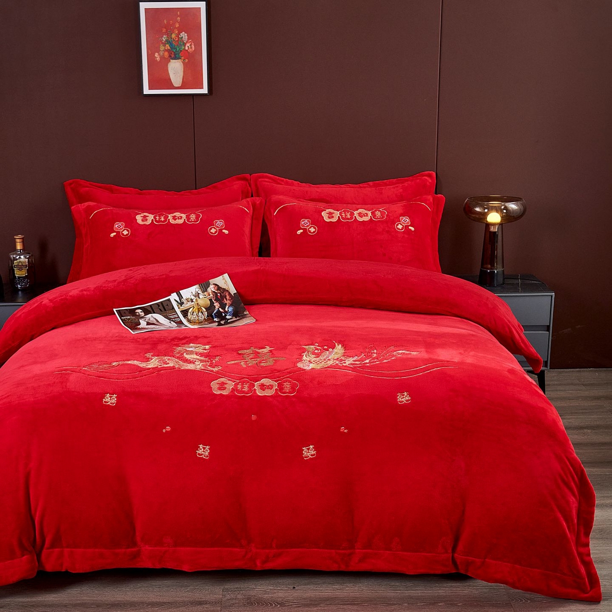 91家纺网 家纺一手货源 找家纺 皇潮婚庆馆 2025新款婚庆牛奶绒刺绣床裙四件套系列 吉祥如意