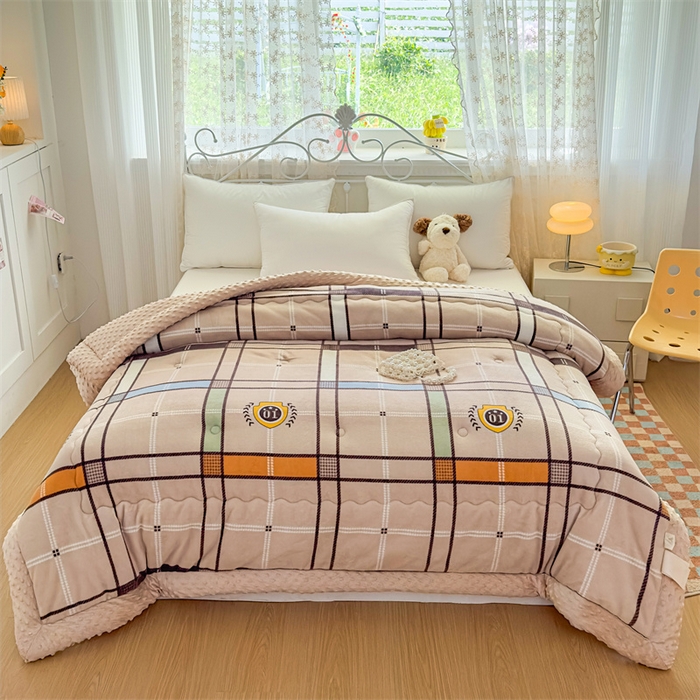 91家纺网 家纺一手货源 找家纺 默忆 2025新款牛奶绒豆豆被被子被芯 简格