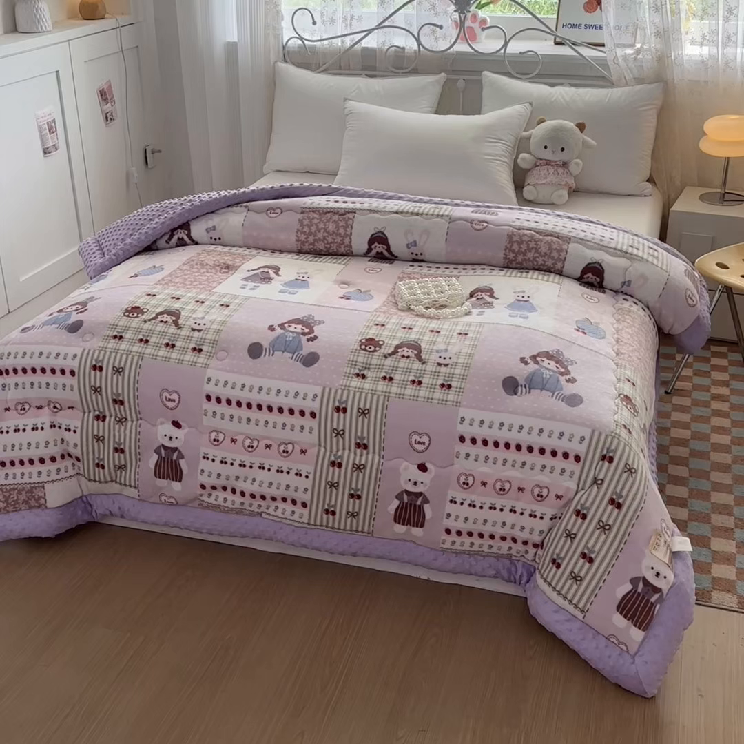 91家纺网 家纺一手货源 找家纺 默忆 2025新款牛奶绒豆豆被被子被芯 紫色日记