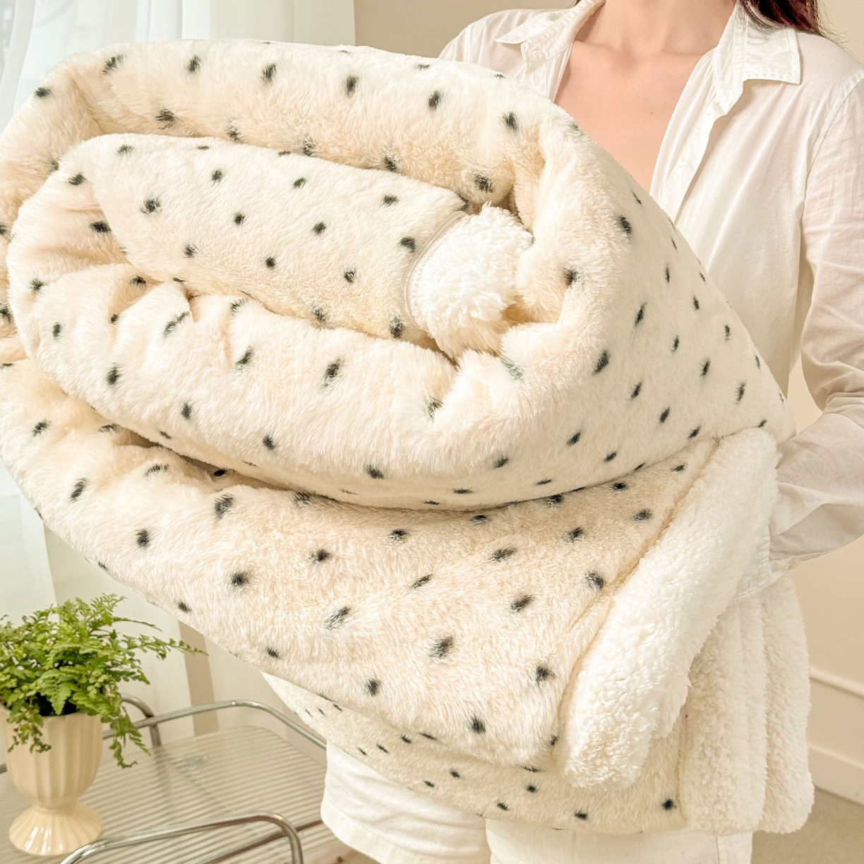 91家纺网 家纺一手货源 找家纺 （总）眠势力 2025新款兔毛绒毛毯冬季加绒加厚盖毯兔兔绒保暖毯子带拉链-小清新系列