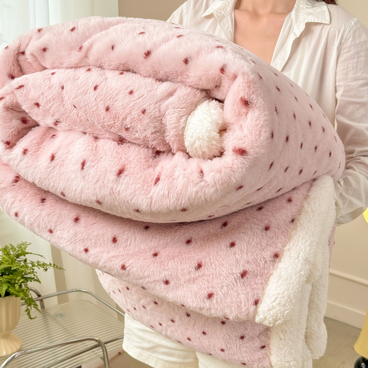 91家纺网 家纺一手货源 找家纺 （总）眠势力 2025新款兔毛绒毛毯冬季加绒加厚盖毯兔兔绒保暖毯子带拉链-小清新系列