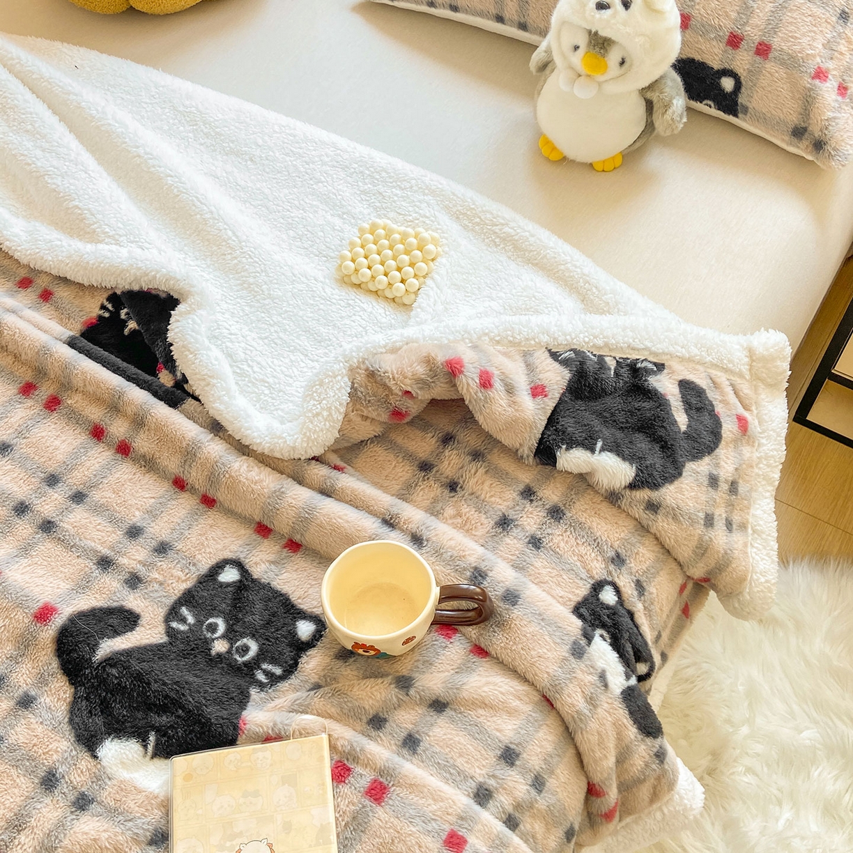 91家纺网 家纺一手货源 找家纺 眠势力 2025新款兔毛绒毛毯冬季加绒加厚盖毯兔兔绒保暖毯子带拉链-小清新系列 呆萌猫咪