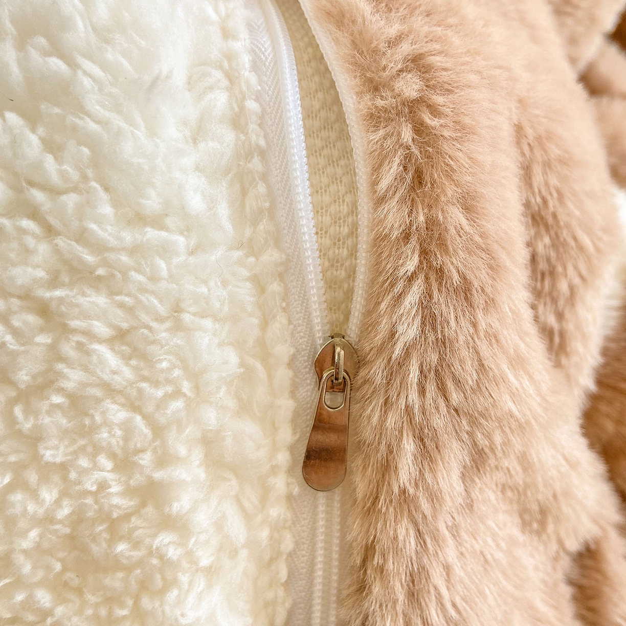 91家纺网 家纺一手货源 找家纺 眠势力 2025新款兔毛绒毛毯冬季加绒加厚盖毯兔兔绒保暖毯子带拉链-小清新系列 斑点狗