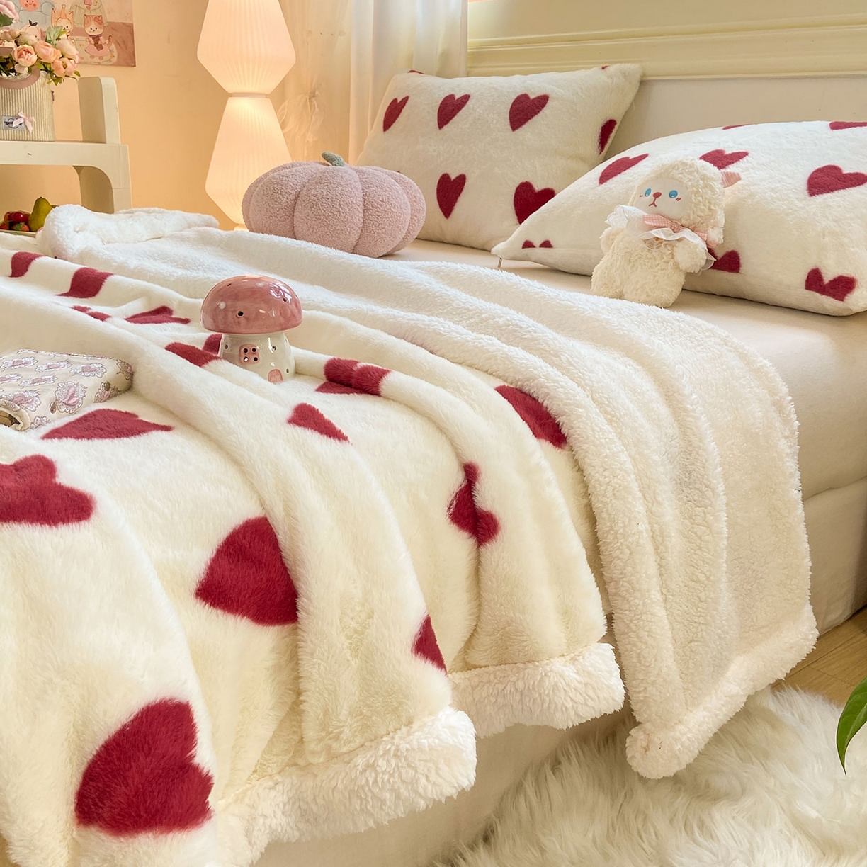 91家纺网 家纺一手货源 找家纺 眠势力 2025新款兔毛绒毛毯冬季加绒加厚盖毯兔兔绒保暖毯子带拉链-小清新系列 爱心红