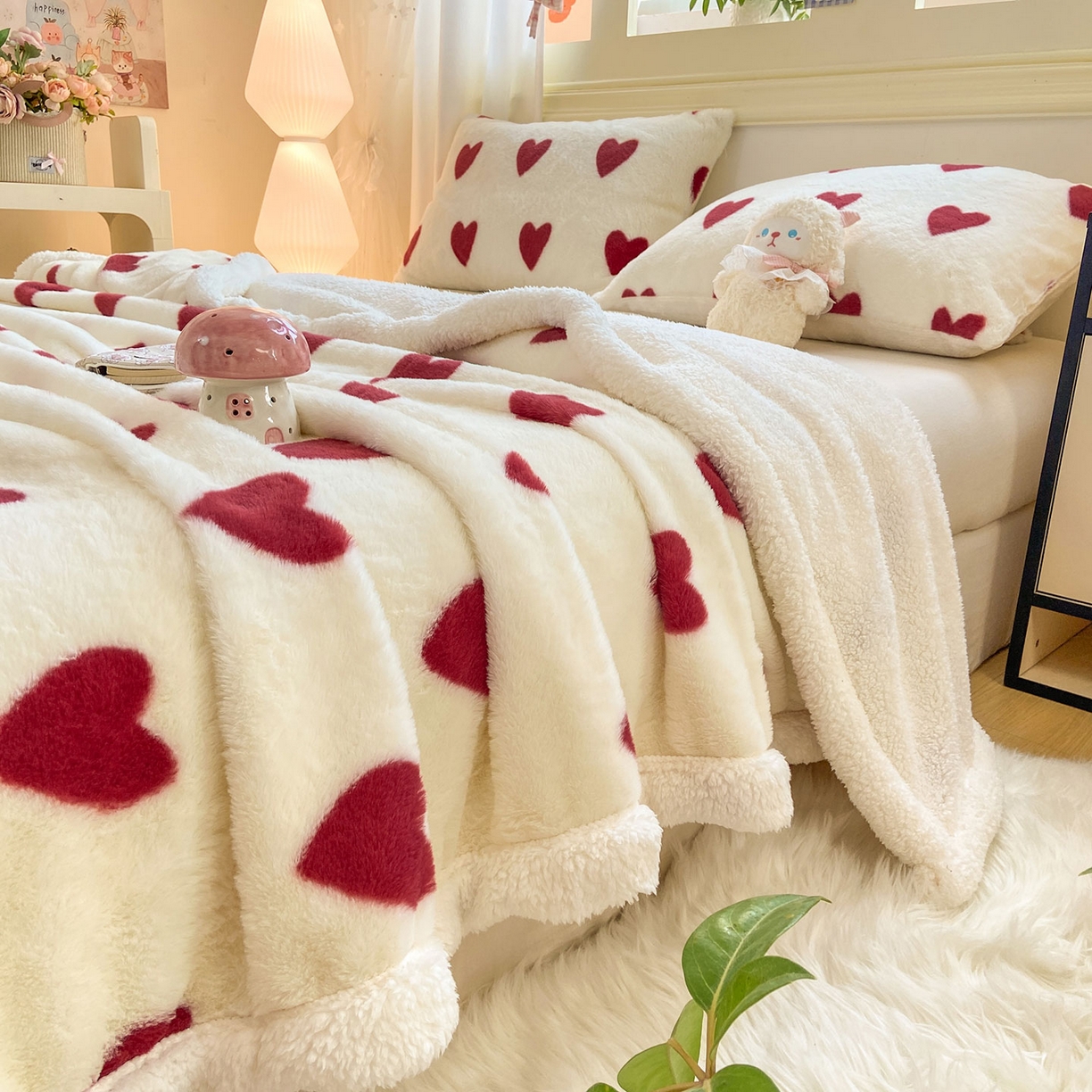 91家纺网 家纺一手货源 找家纺 眠势力 2025新款兔毛绒毛毯冬季加绒加厚盖毯兔兔绒保暖毯子带拉链-小清新系列 爱心红