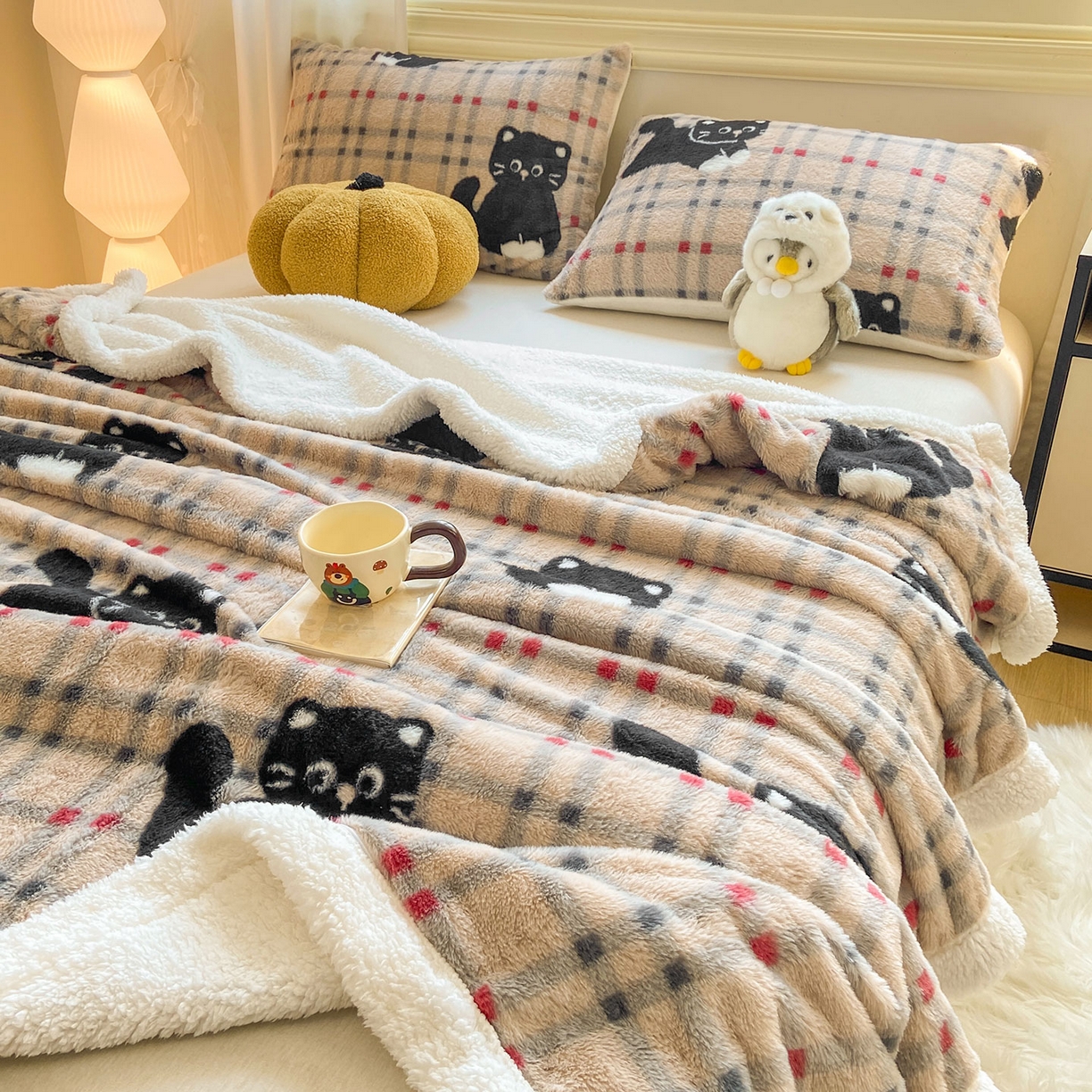 91家纺网 家纺一手货源 找家纺 眠势力 2025新款兔毛绒毛毯冬季加绒加厚盖毯兔兔绒保暖毯子带拉链-小清新系列 呆萌猫咪