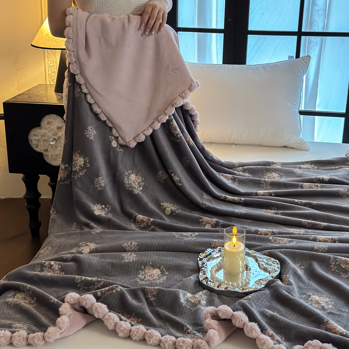 91家纺网 家纺一手货源 找家纺 艾咪-Amy ntmy 2025新款毛球款法式复古风牛奶绒双层毯毛毯毯子 香榭