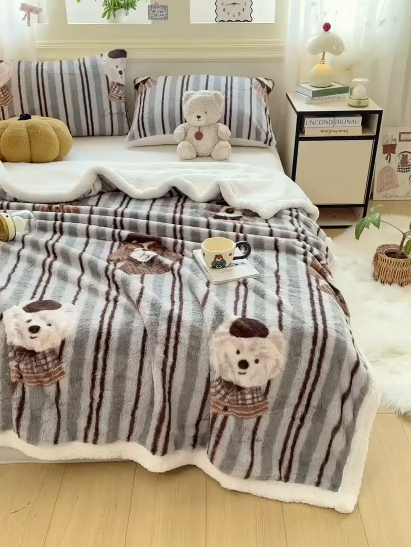 91家纺网 家纺一手货源 找家纺 眠势力 2025新款兔毛绒毛毯冬季加绒加厚盖毯兔兔绒保暖毯子带拉链-小清新系列 酷酷熊