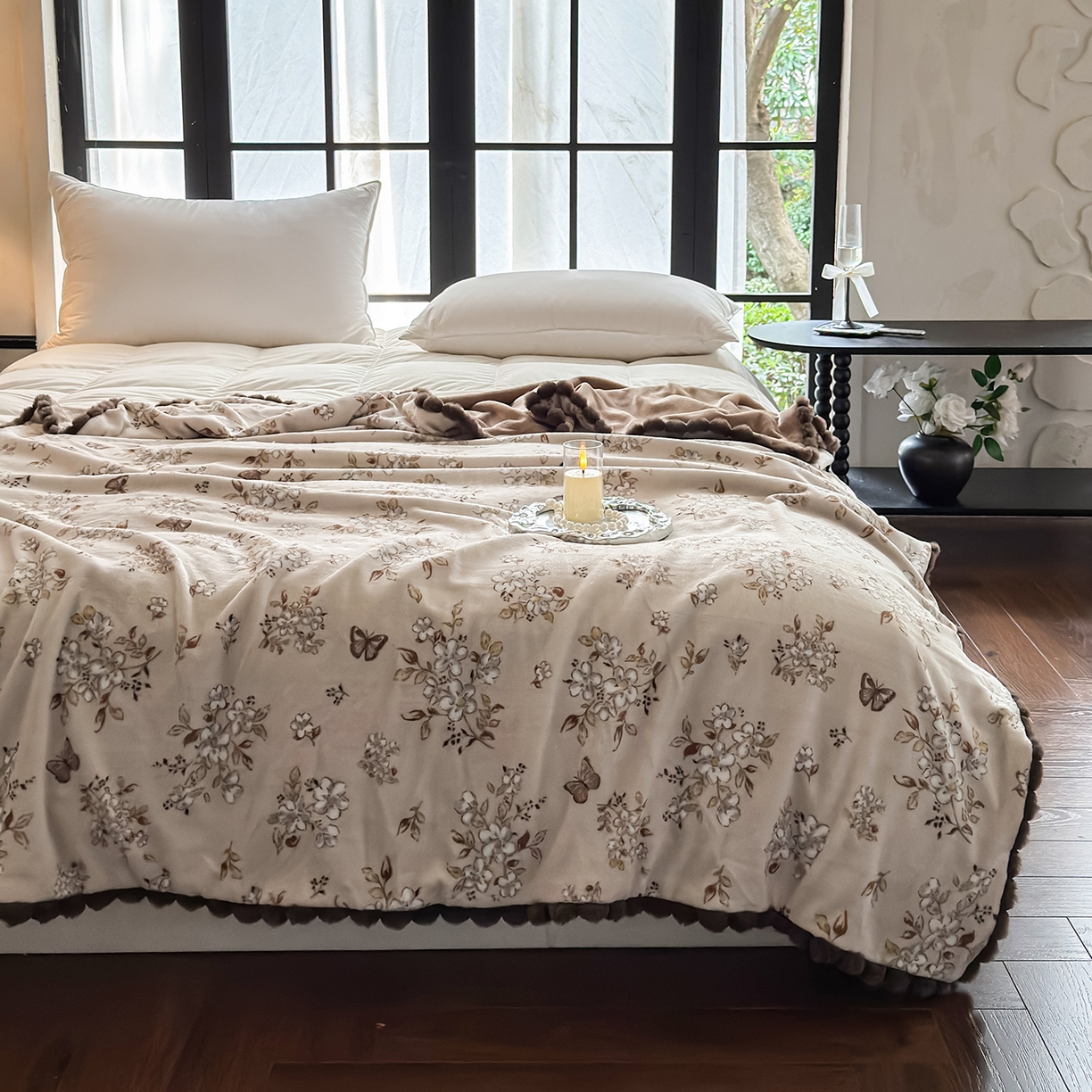 91家纺网 家纺一手货源 找家纺 艾咪-Amy ntmy 2025新款毛球款法式复古风牛奶绒双层毯毛毯毯子 北茉