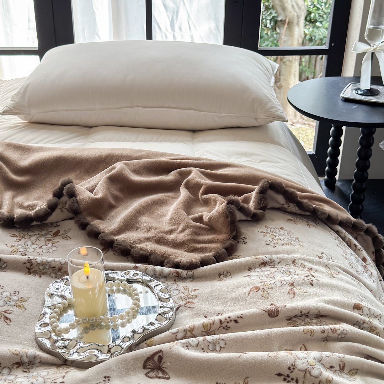 91家纺网 家纺一手货源 找家纺 艾咪-Amy ntmy 2025新款毛球款法式复古风牛奶绒双层毯毛毯毯子 北茉