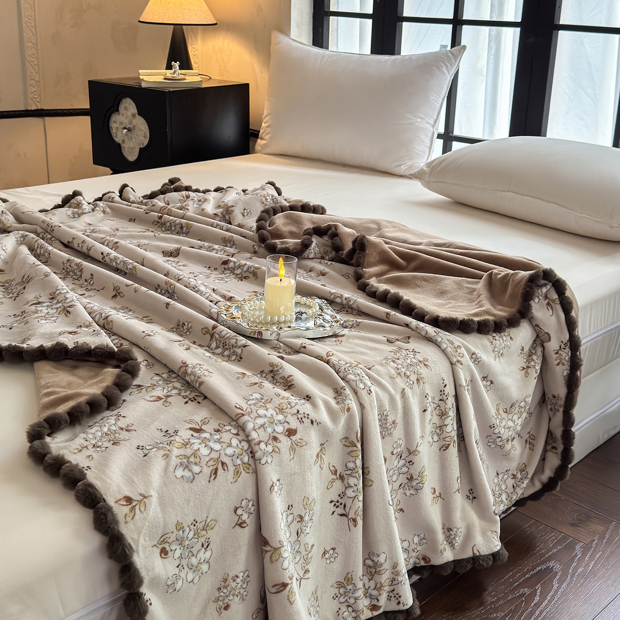 91家纺网 家纺一手货源 找家纺 艾咪-Amy ntmy 2025新款毛球款法式复古风牛奶绒双层毯毛毯毯子 北茉