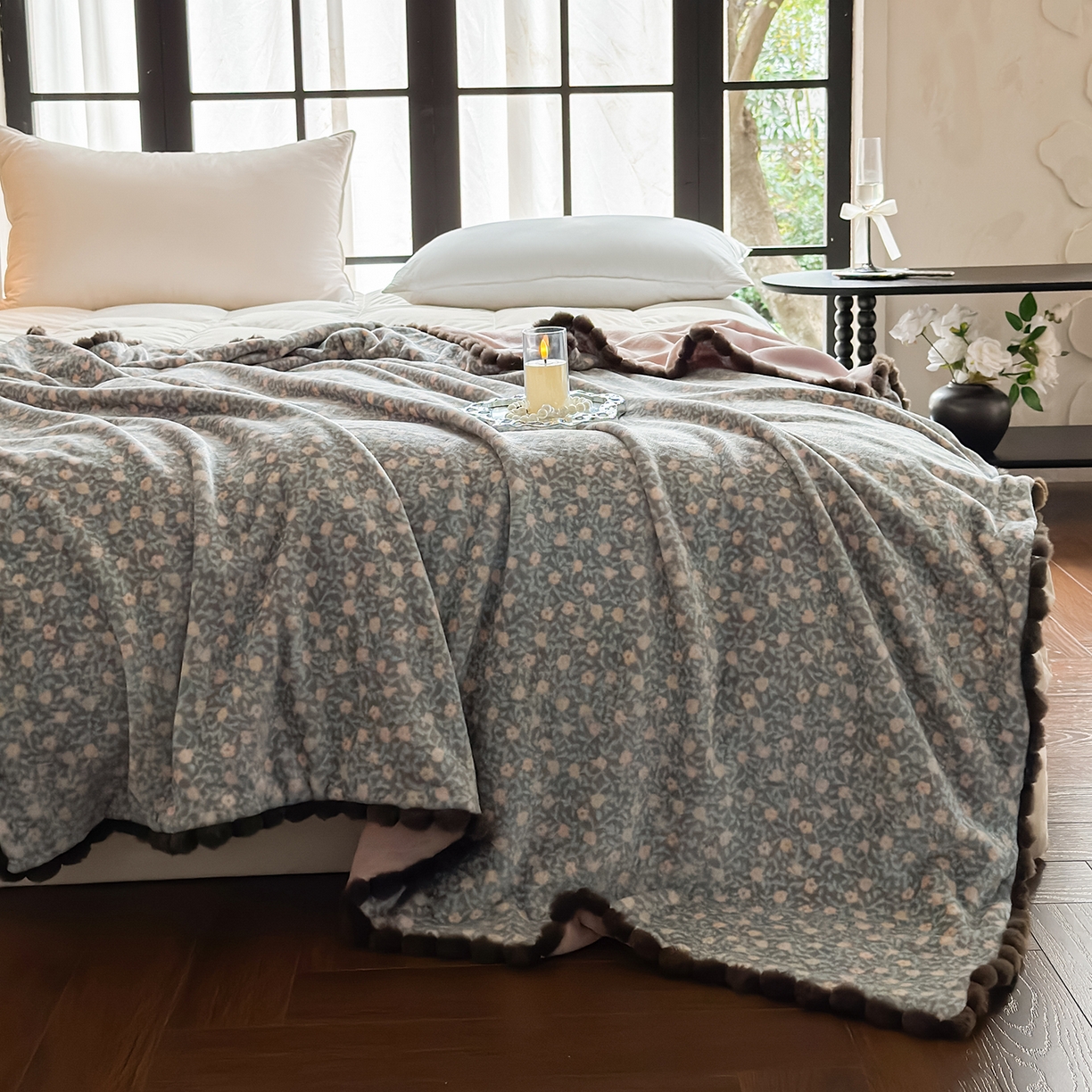 91家纺网 家纺一手货源 找家纺 艾咪-Amy ntmy 2025新款毛球款法式复古风牛奶绒双层毯毛毯毯子 丽夏