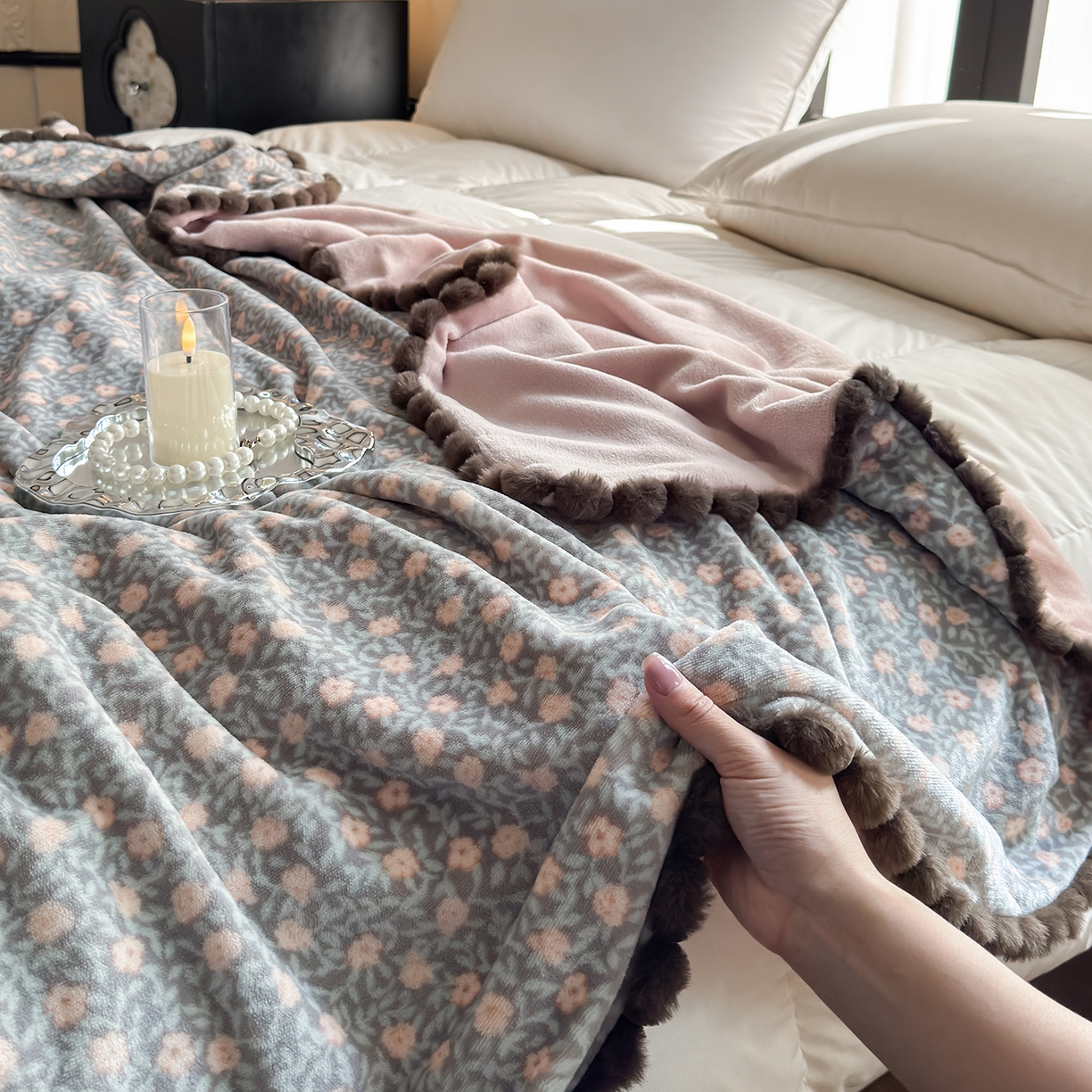 91家纺网 家纺一手货源 找家纺 艾咪-Amy ntmy 2025新款毛球款法式复古风牛奶绒双层毯毛毯毯子 丽夏