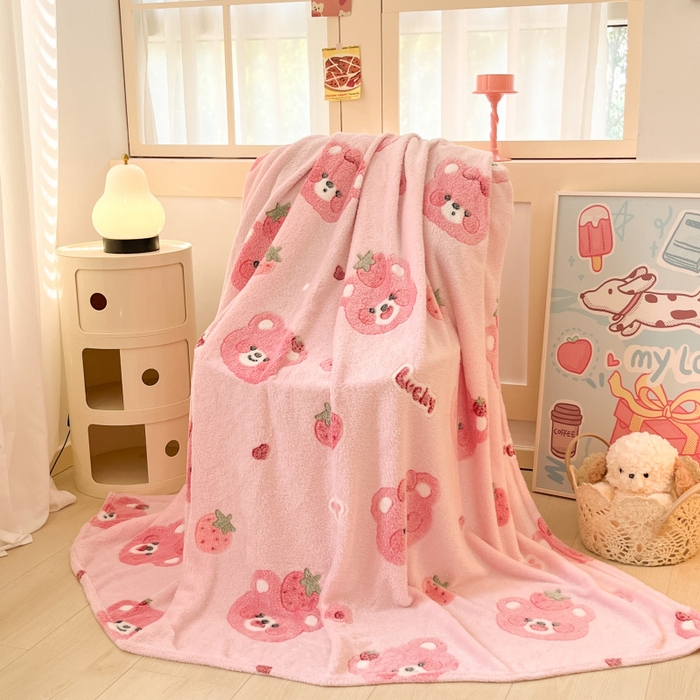 91家纺网 家纺一手货源 找家纺 川悦生活 2025新款高克重双面雪花绒印花毛毯三件套 毛毯甜系粉熊