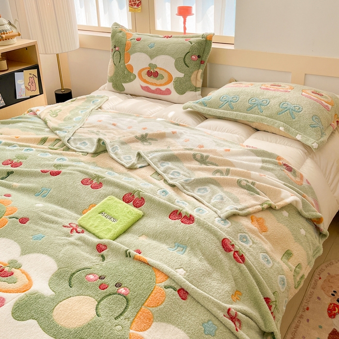 91家纺网 家纺一手货源 找家纺 川悦生活 2025新款高克重双面雪花绒印花毛毯三件套 毛毯甜系龙龙