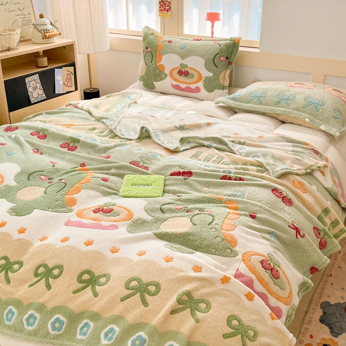 91家纺网 家纺一手货源 找家纺 川悦生活 2025新款高克重双面雪花绒印花毛毯三件套 毛毯甜系龙龙