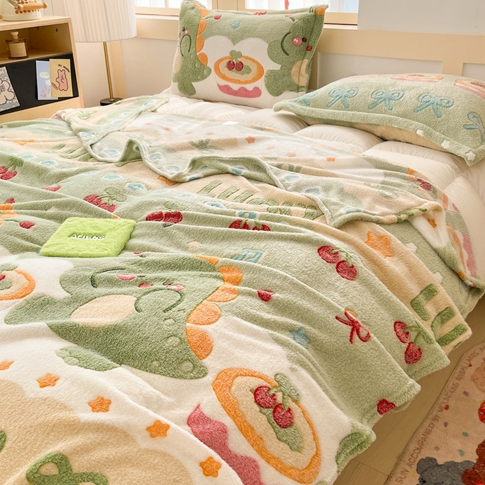 91家纺网 家纺一手货源 找家纺 川悦生活 2025新款高克重双面雪花绒印花毛毯三件套 毛毯甜系龙龙