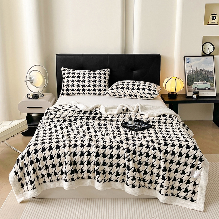 可恩欣 2025新款舒棉绒提花双层毛毯-留白-羽墨千语黑