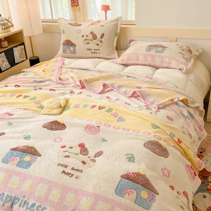 91家纺网 家纺一手货源 找家纺 川悦生活 2025新款高克重双面雪花绒印花毛毯三件套 毛毯小狗物语