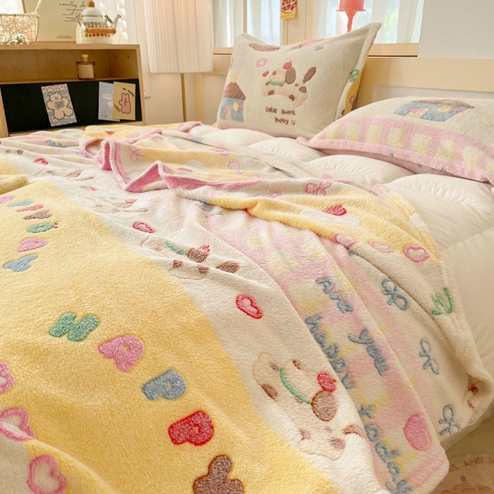 91家纺网 家纺一手货源 找家纺 川悦生活 2025新款高克重双面雪花绒印花毛毯三件套 毛毯小狗物语