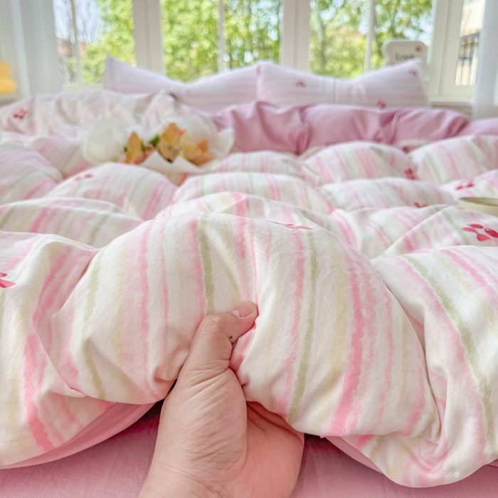 91家纺网 家纺一手货源 找家纺 仟岸家纺 2025新款亲肤舒适水洗棉四件套系列 可爱樱桃